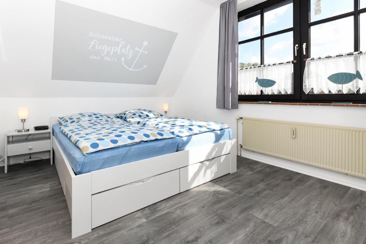 Ferienwohnung Seepferdchen Im Wohnpark Werdum Exterior foto